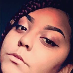 Meet your Posher, Erinn